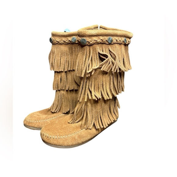 Minnetonka Kids Tall Moccasins 3 layer fringed metal studs inside zip sz 3 used - Picture 6 of 11
